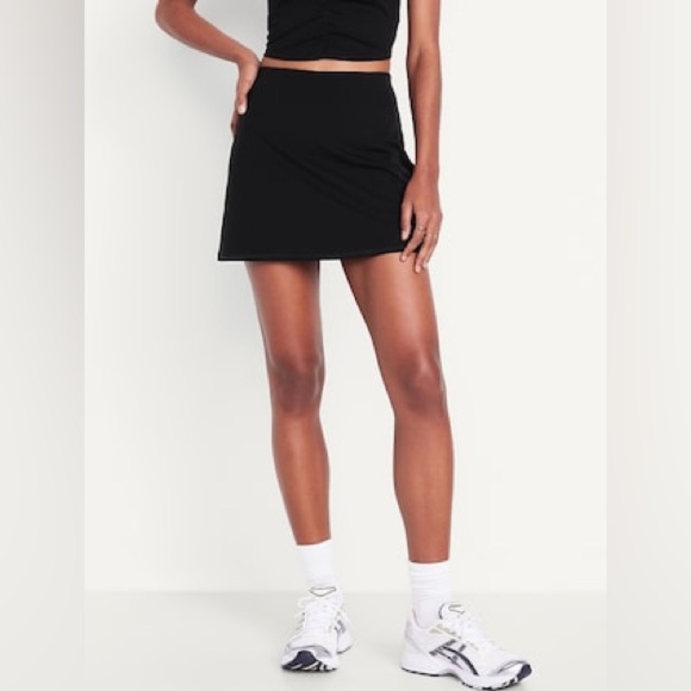Old Navy Black Mini Skirt